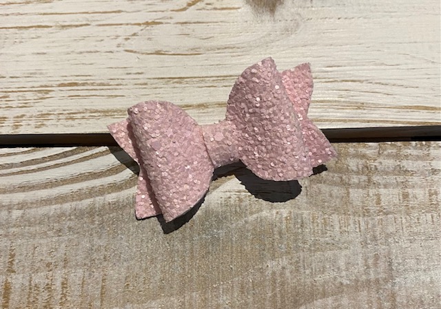 Baby Pink Small Glitter Bow-